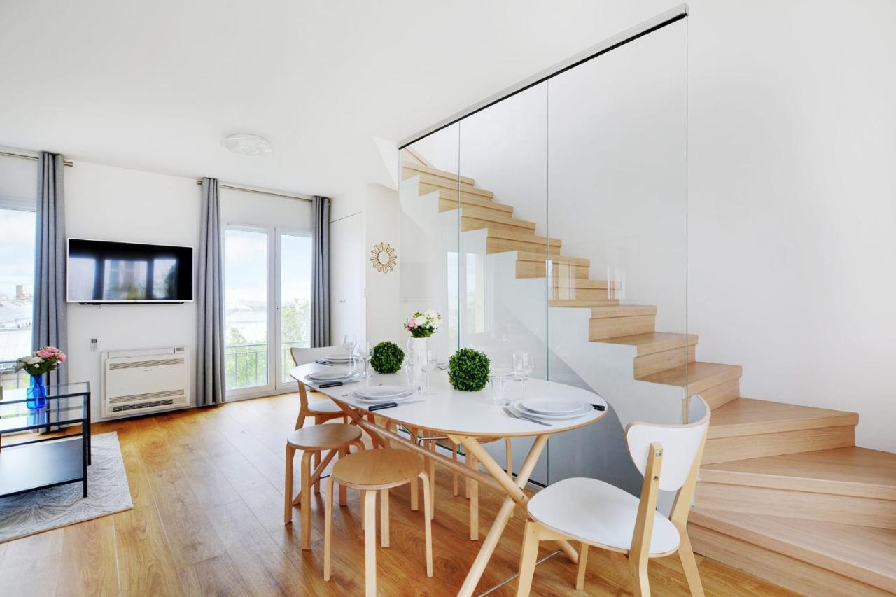 Exceptional Triplex With Terrace - Montmartre Lejlighed Paris Eksteriør billede