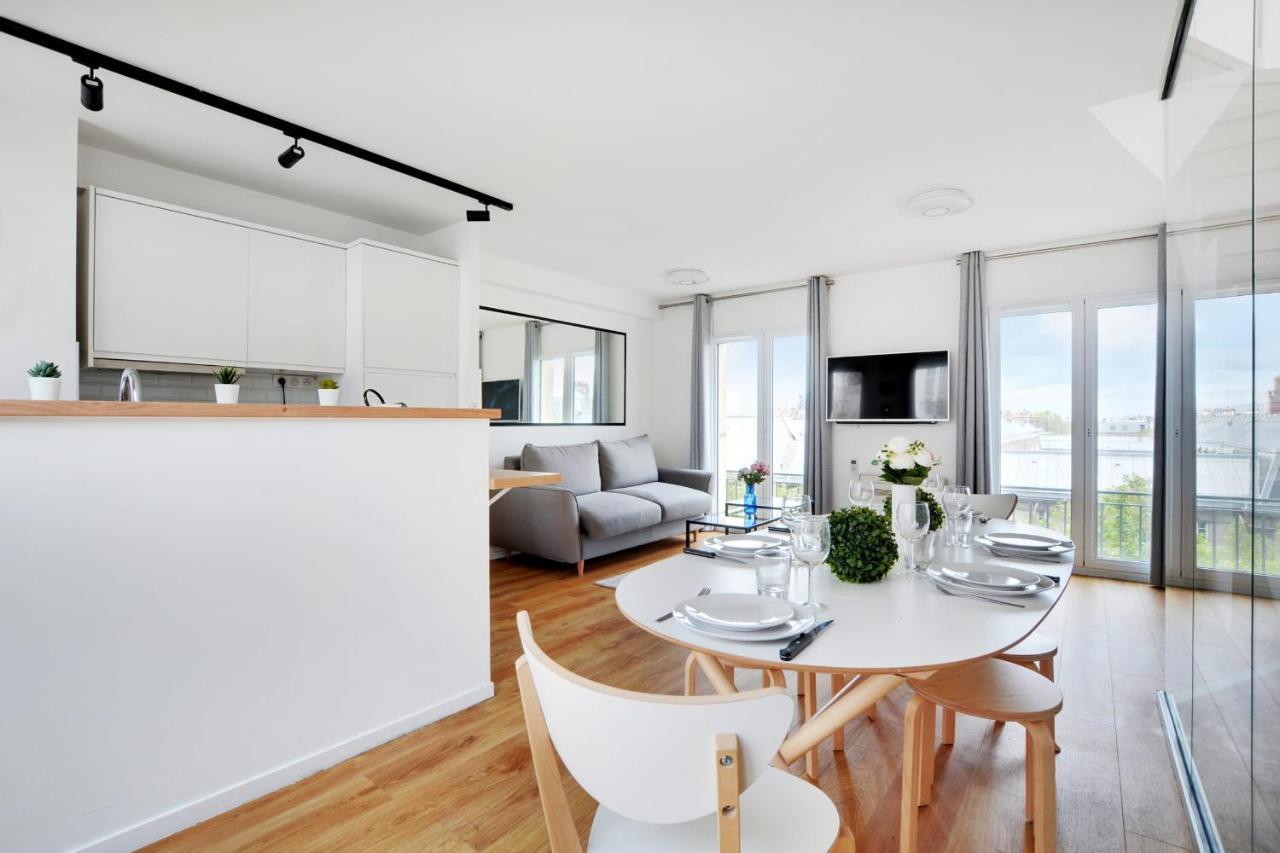 Exceptional Triplex With Terrace - Montmartre Lejlighed Paris Eksteriør billede