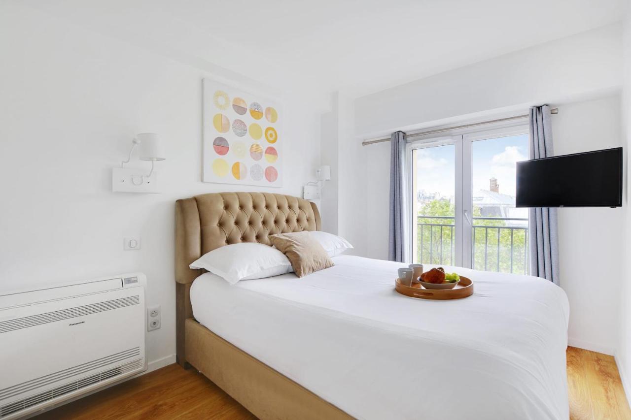 Exceptional Triplex With Terrace - Montmartre Lejlighed Paris Eksteriør billede